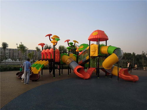 恒華兒童用品 打造幼兒園滑梯的專業與安全